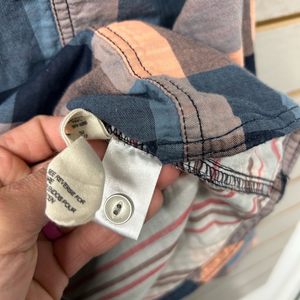 Woolrich Women's Blue and Tan Plaid Button Down Shirt - Picture 4 of 10
